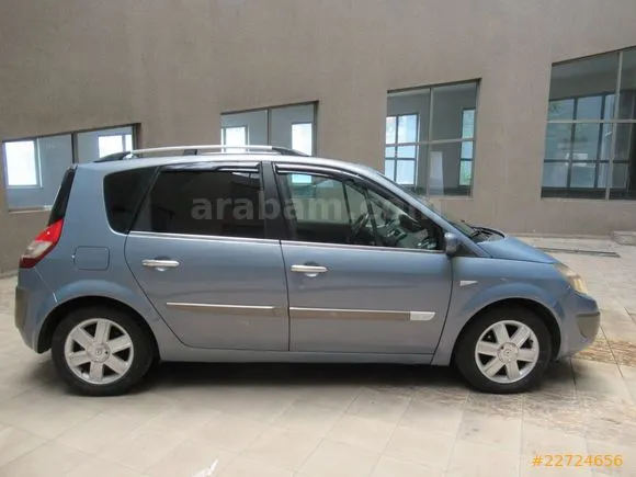 Renault Scenic 1.6 Dynamique Image 3